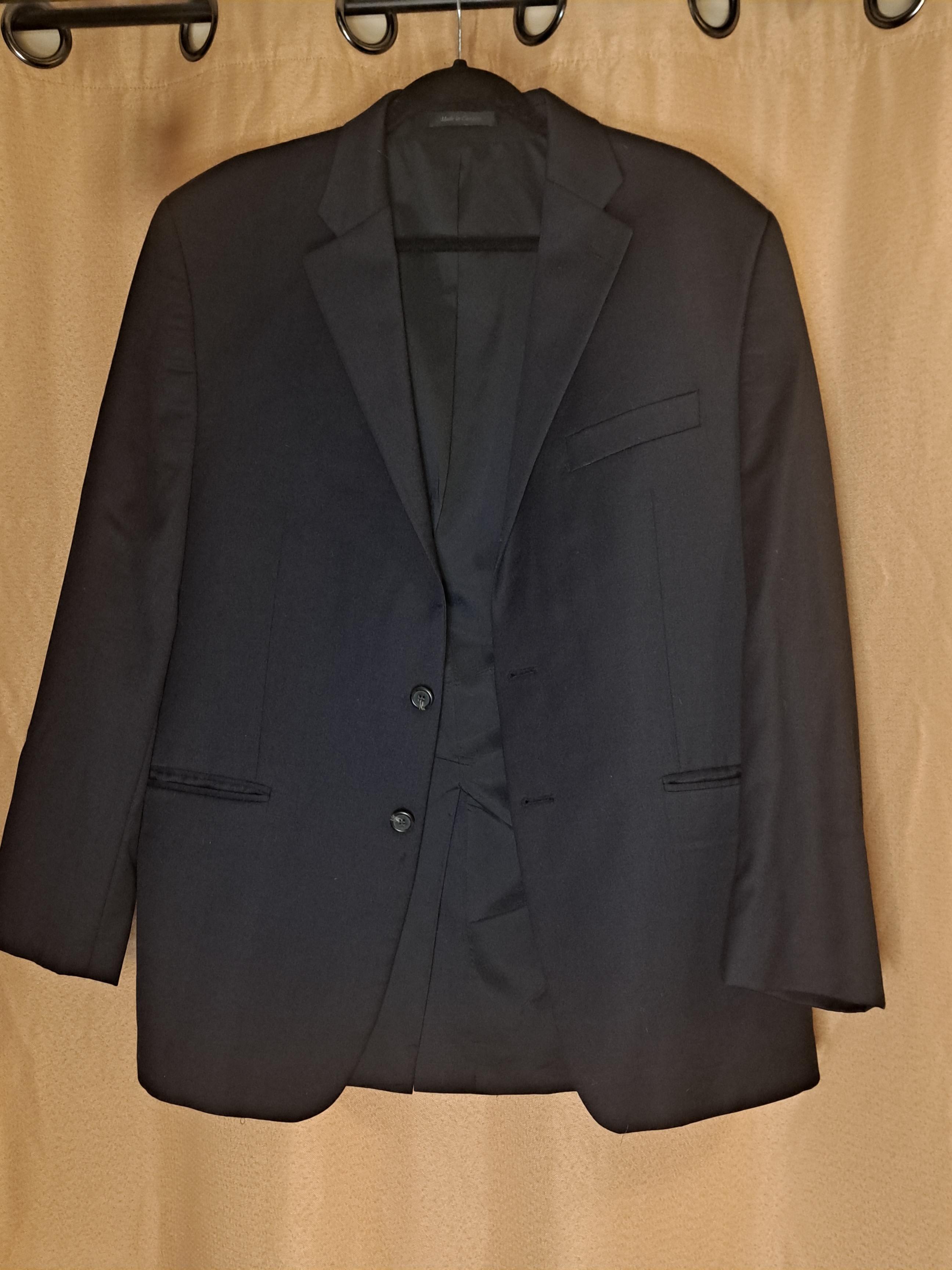 Ralph Lauren Men's Black Two-Button Sport Coat. Lord & Taylor. 38l